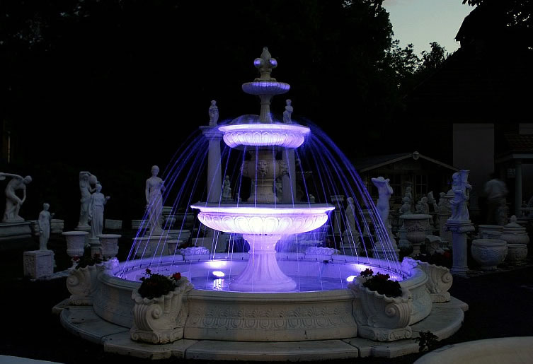 Italian MArble Fountain Under Light for Romantic Fountain design