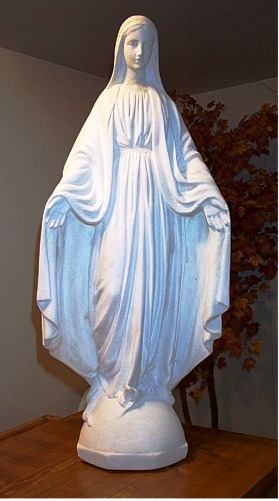 Small  Mary Mother , Our Lady of Grace Statue 